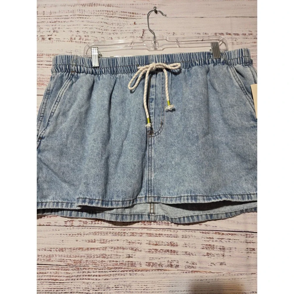 Universal Thread Womens XL Light Wash Denim Mini Skirt Elastic Drawstring Waist
